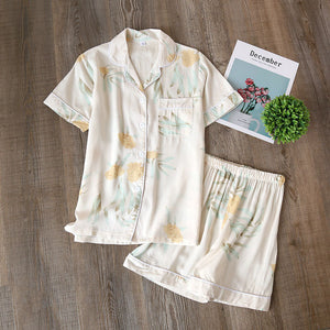 summer pajamas short-sleeved shorts large floral print
