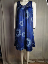 Load image into Gallery viewer, sleeveless camisole dress lace print swing loose long skirt plus size